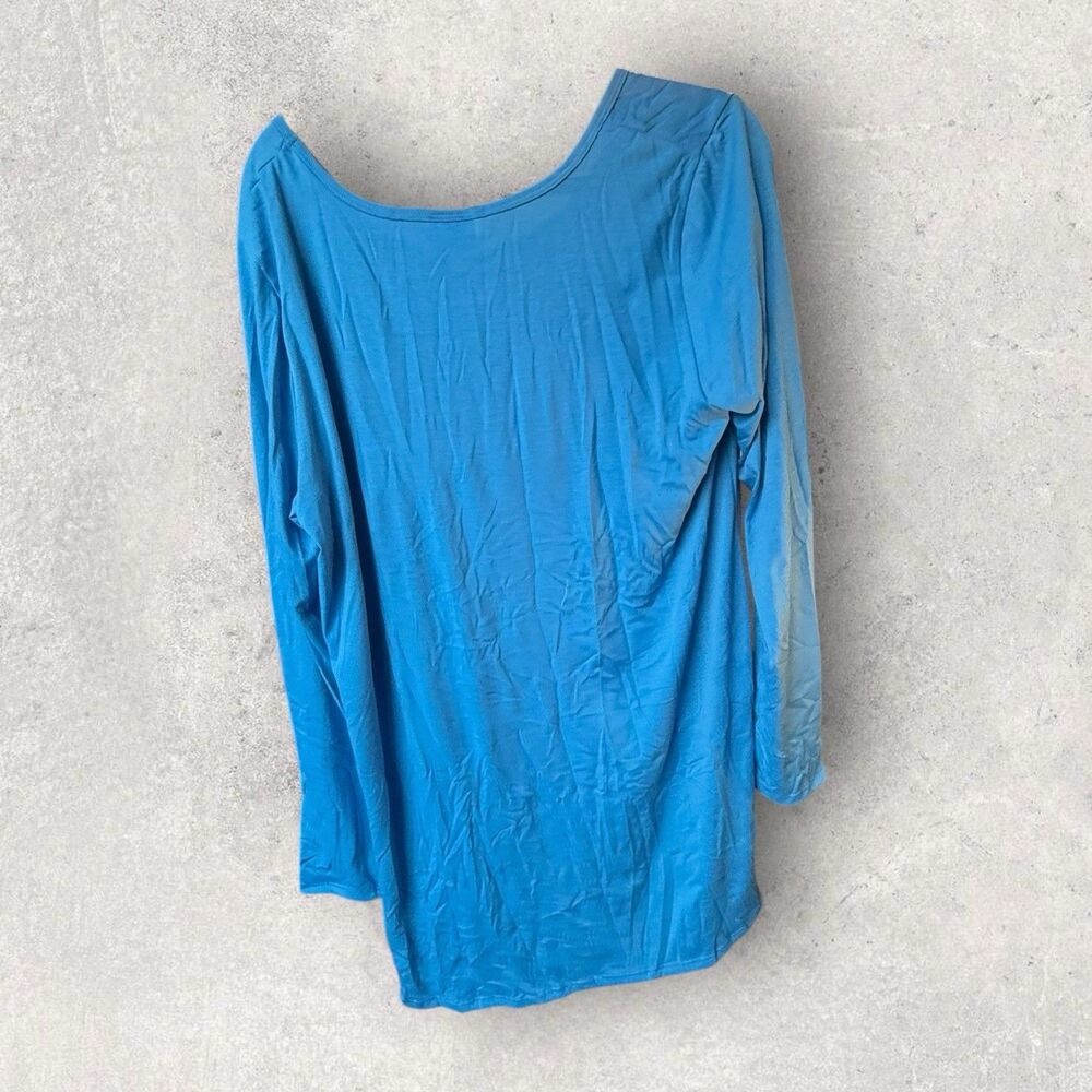 LuLaRoe Lynnae Long Sleeve Shirt-Size 2XL- Solid Blue Print-NWT - Picture 2 of 5